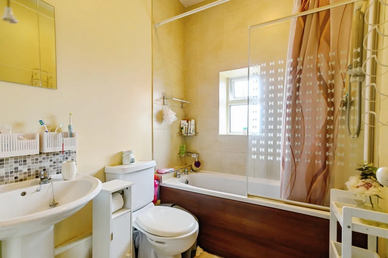 Ash Grove, Bolton, BL1, photo 15