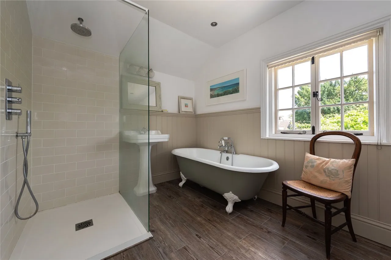 The Street, Ewhurst, GU6, photo 12