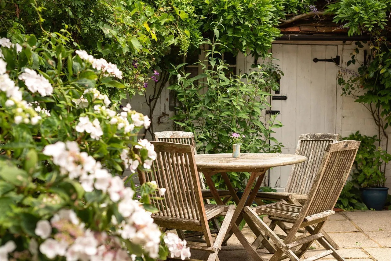 The Street, Ewhurst, GU6, photo 20