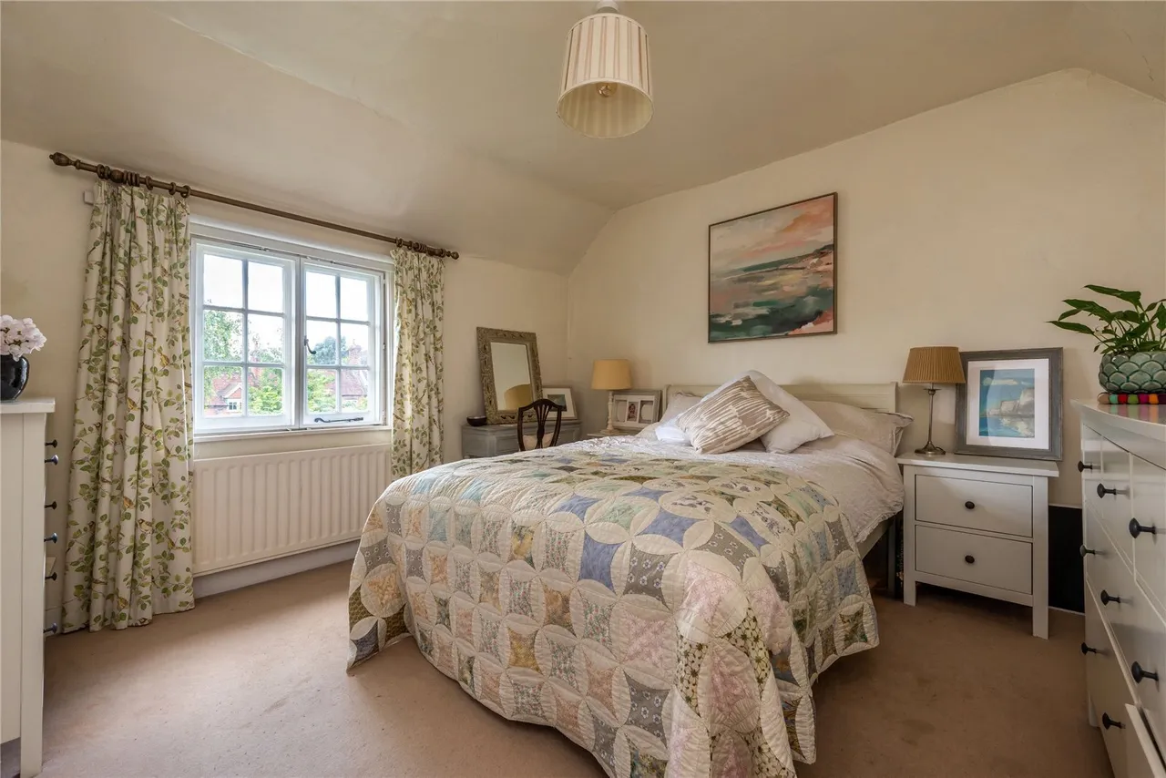 The Street, Ewhurst, GU6, photo 6