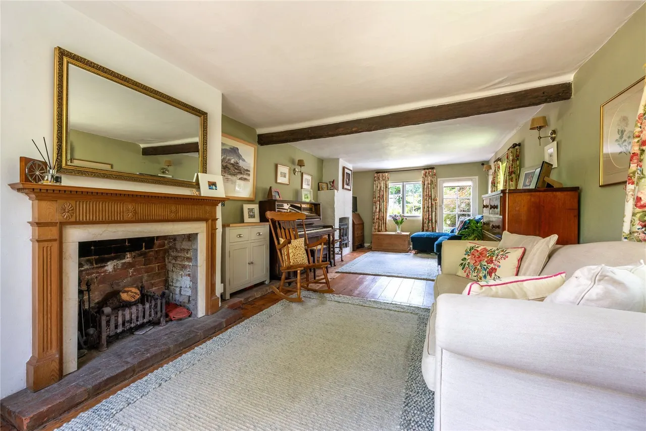 The Street, Ewhurst, GU6, photo 2