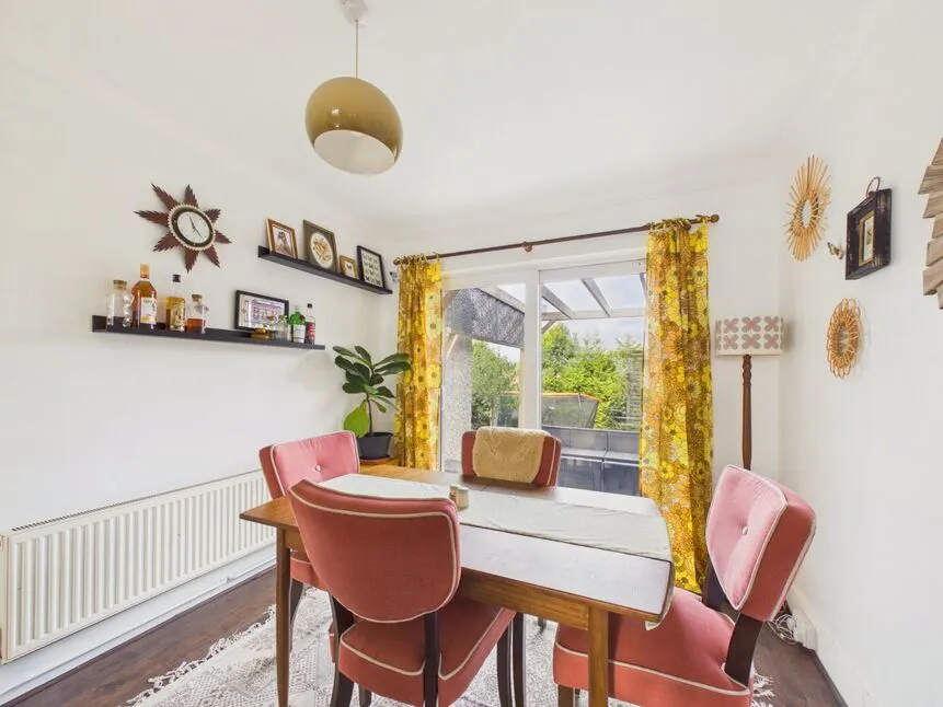 Segrave Crescent, CT19, photo 11