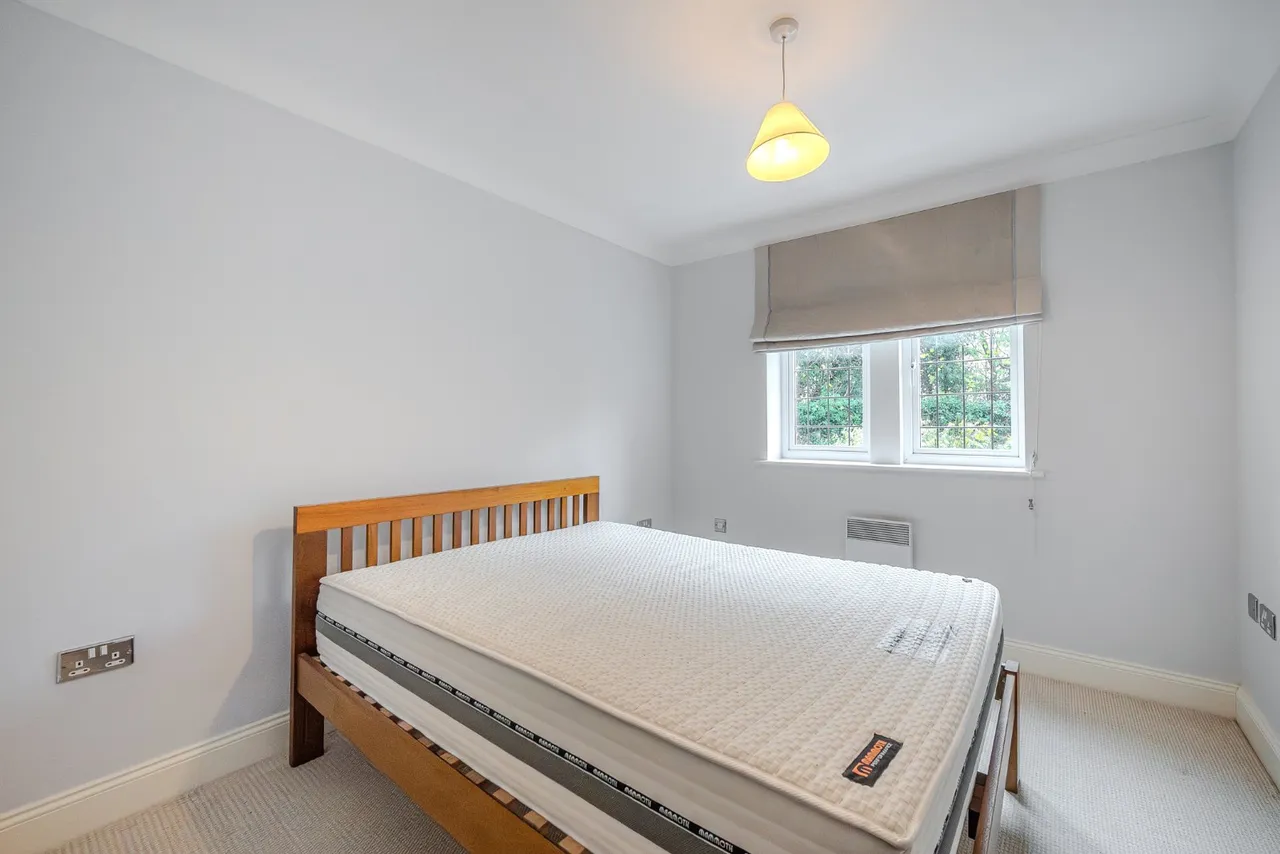 Micklethwaite Grove, Wetherby, LS22, photo 9