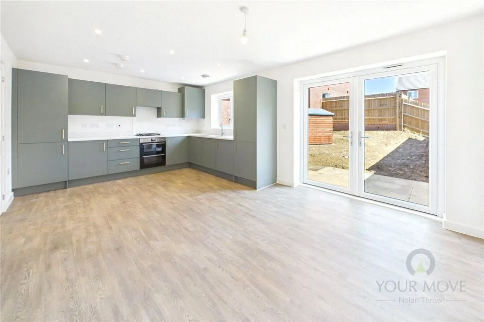 4 bed house for sale, Hadlow Gardens, Kettering, NN16