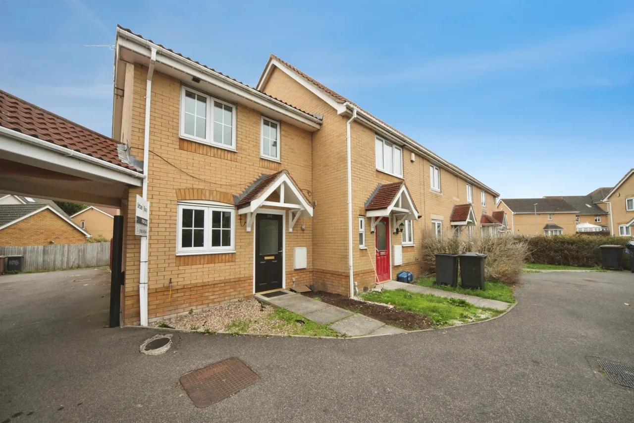 2 bed house for sale, Morgan Close, Luton, LU4