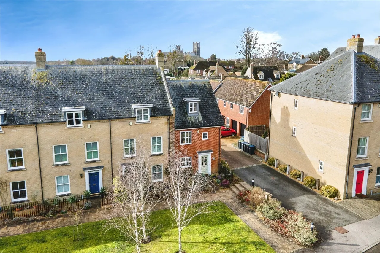 Douglas Court, Ely, CB7, photo 40