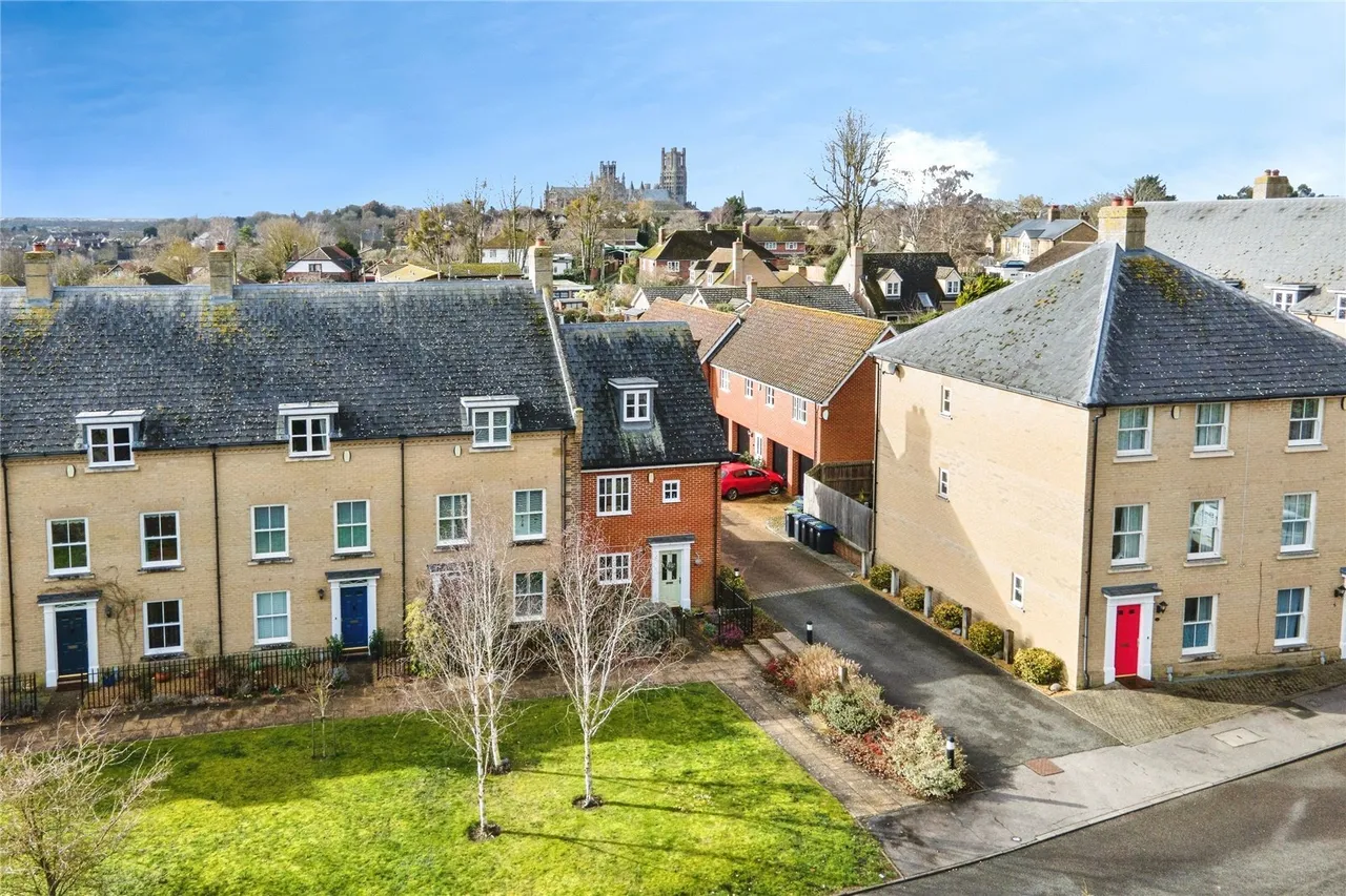 Douglas Court, Ely, CB7, photo 32