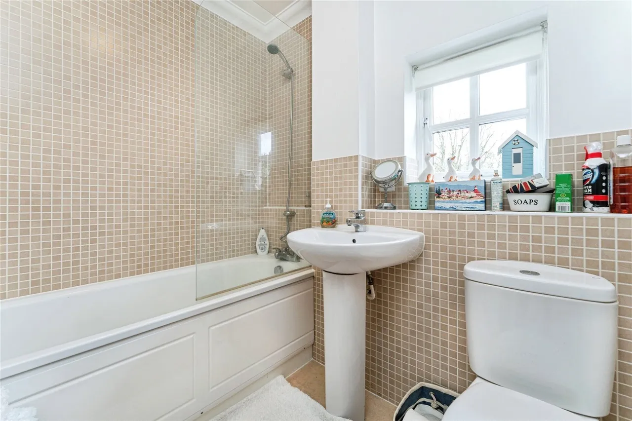 Douglas Court, Ely, CB7, photo 23