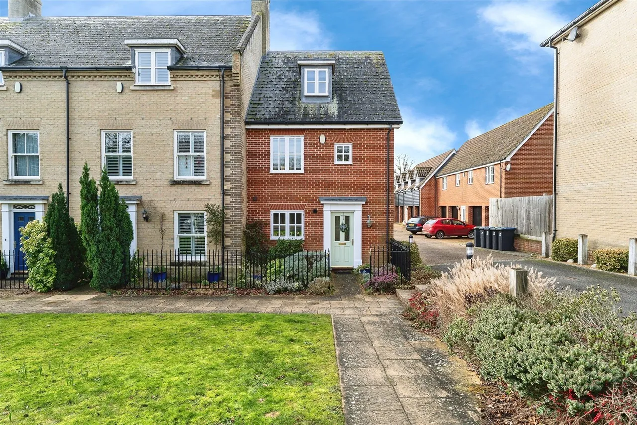 3 bed house for sale, Douglas Court, Ely, CB7