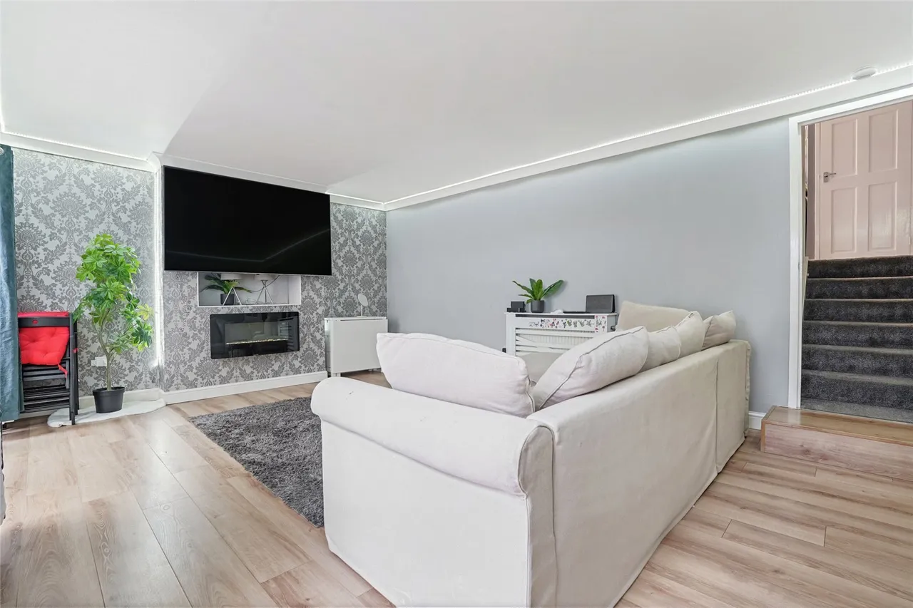 Broomlands Road, Cumbernauld, G67, photo 8