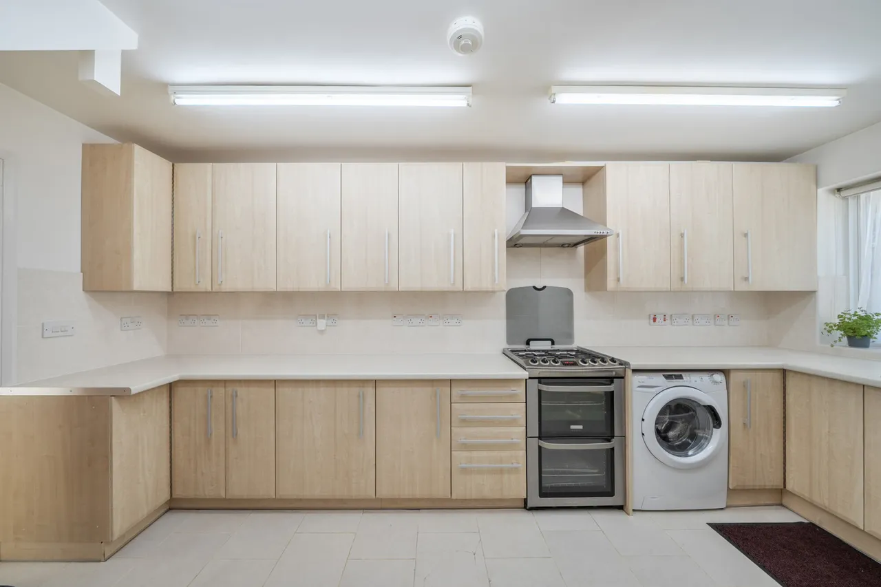 Woodridge Way, Northwood, HA6, photo 13
