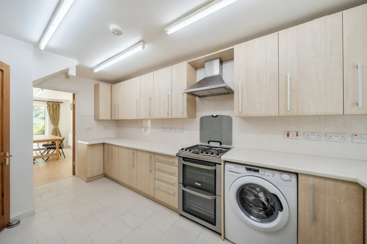 Woodridge Way, Northwood, HA6, photo 5