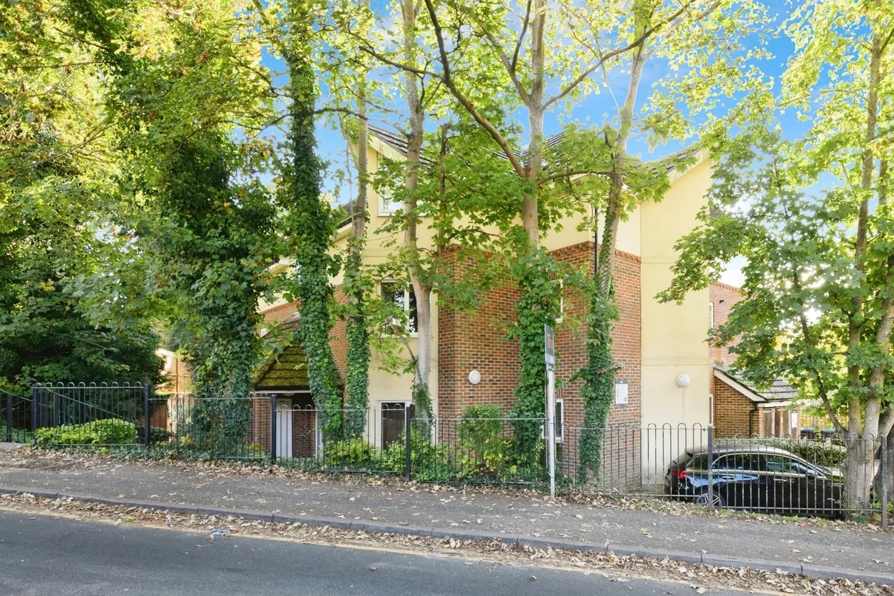 St. Lukes Road, Whyteleafe, Surrey, CR3, photo 16