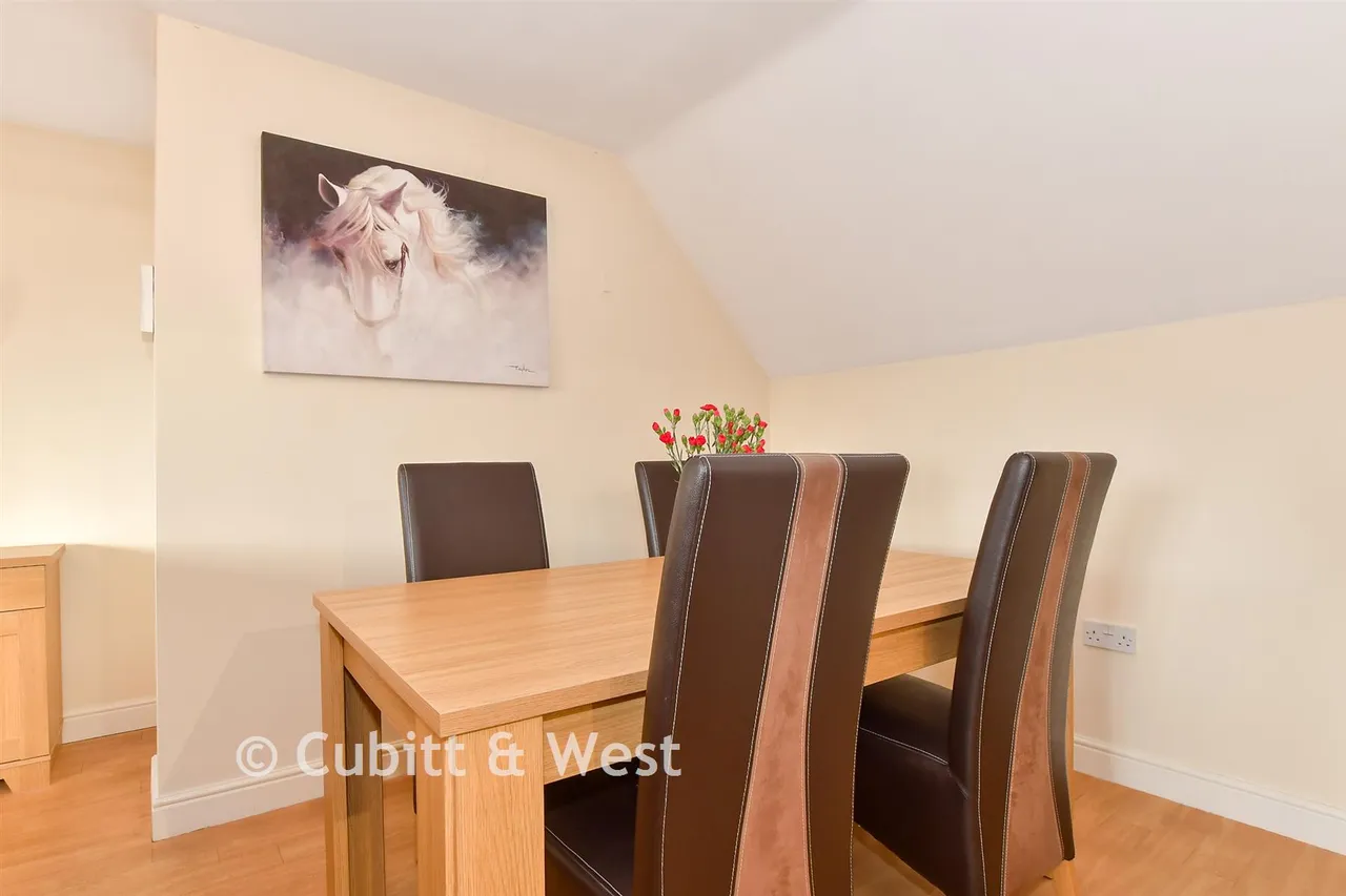 Fairbank Road, Southwater, RH13, photo 6