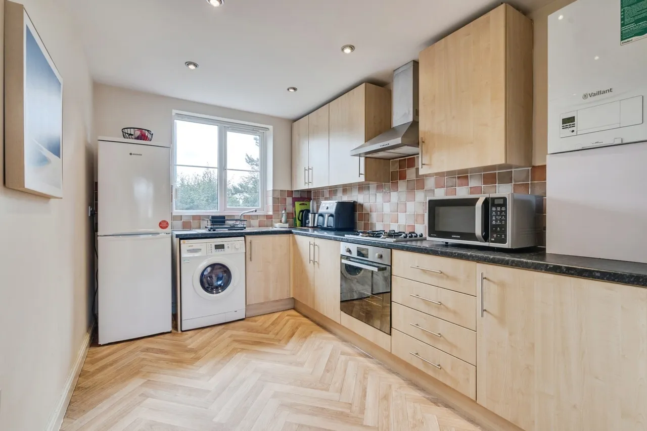 Leigh Road, Bolton, BL5, photo 2