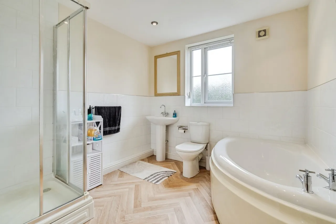 Leigh Road, Bolton, BL5, photo 9