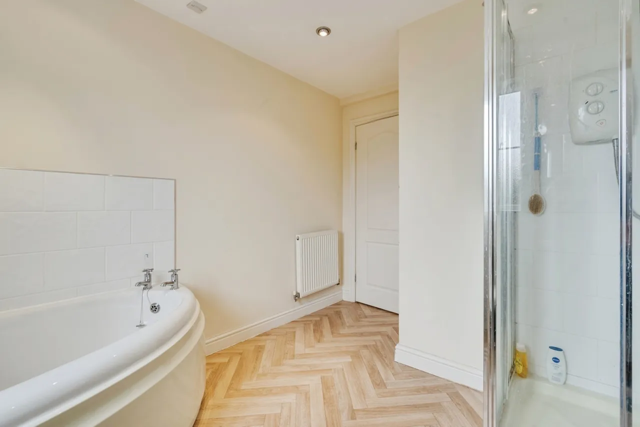 Leigh Road, Bolton, BL5, photo 10