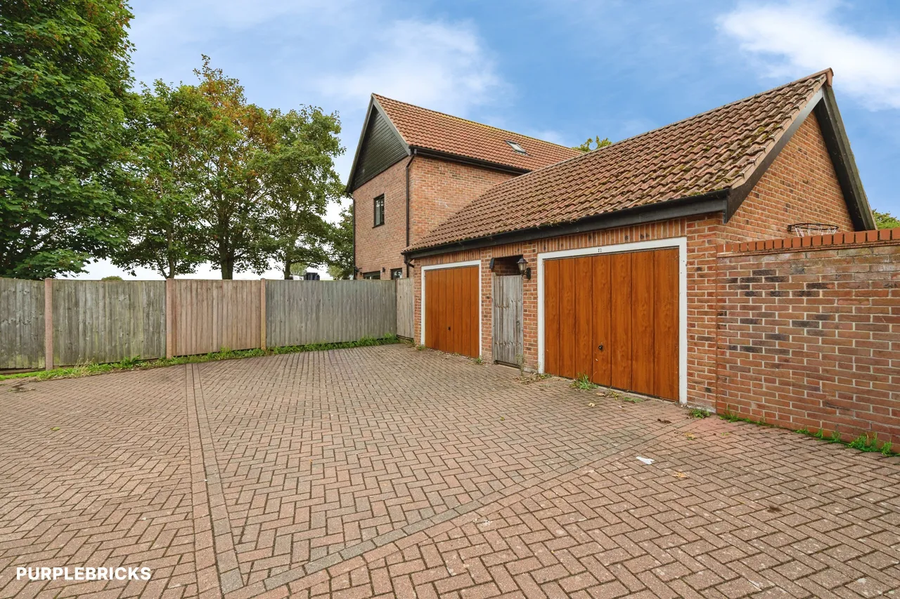 Victory Avenue, Great Yarmouth, NR31, photo 25