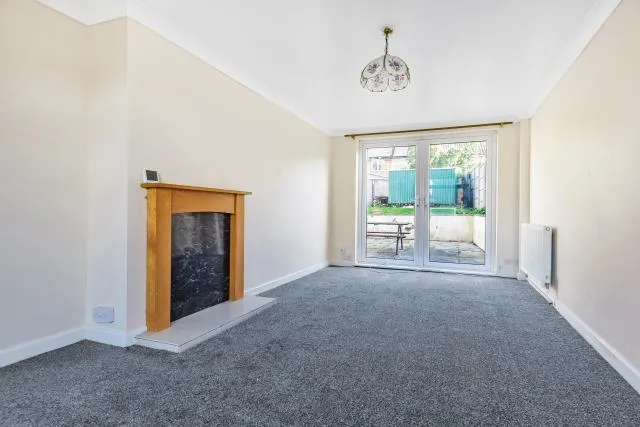 Shelley Avenue, Bracknell, RG12, photo 2