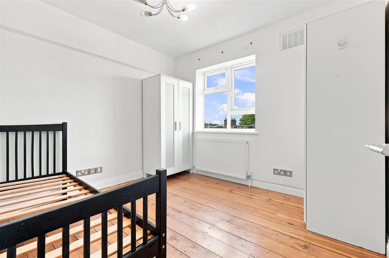 Queens Drive, London, N4, photo 7