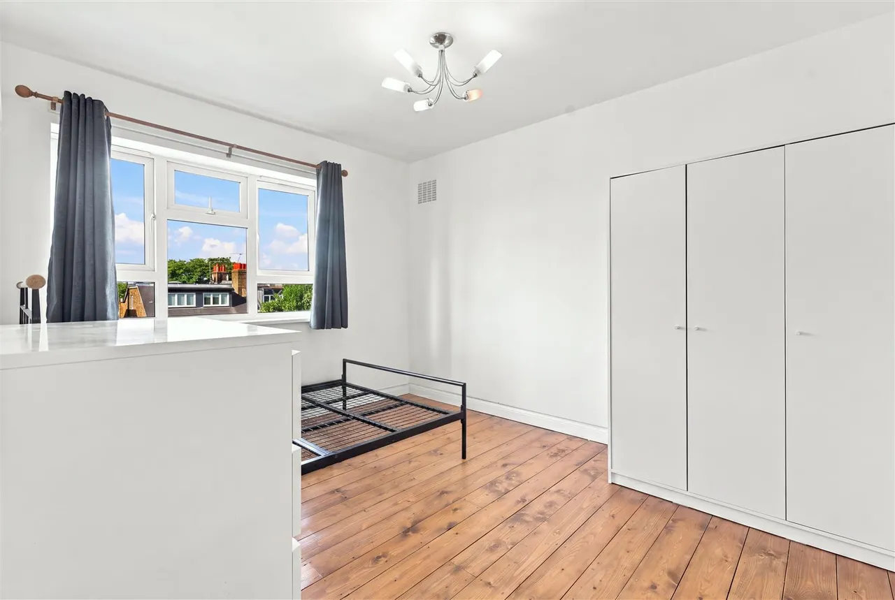 Queens Drive, London, N4, photo 5
