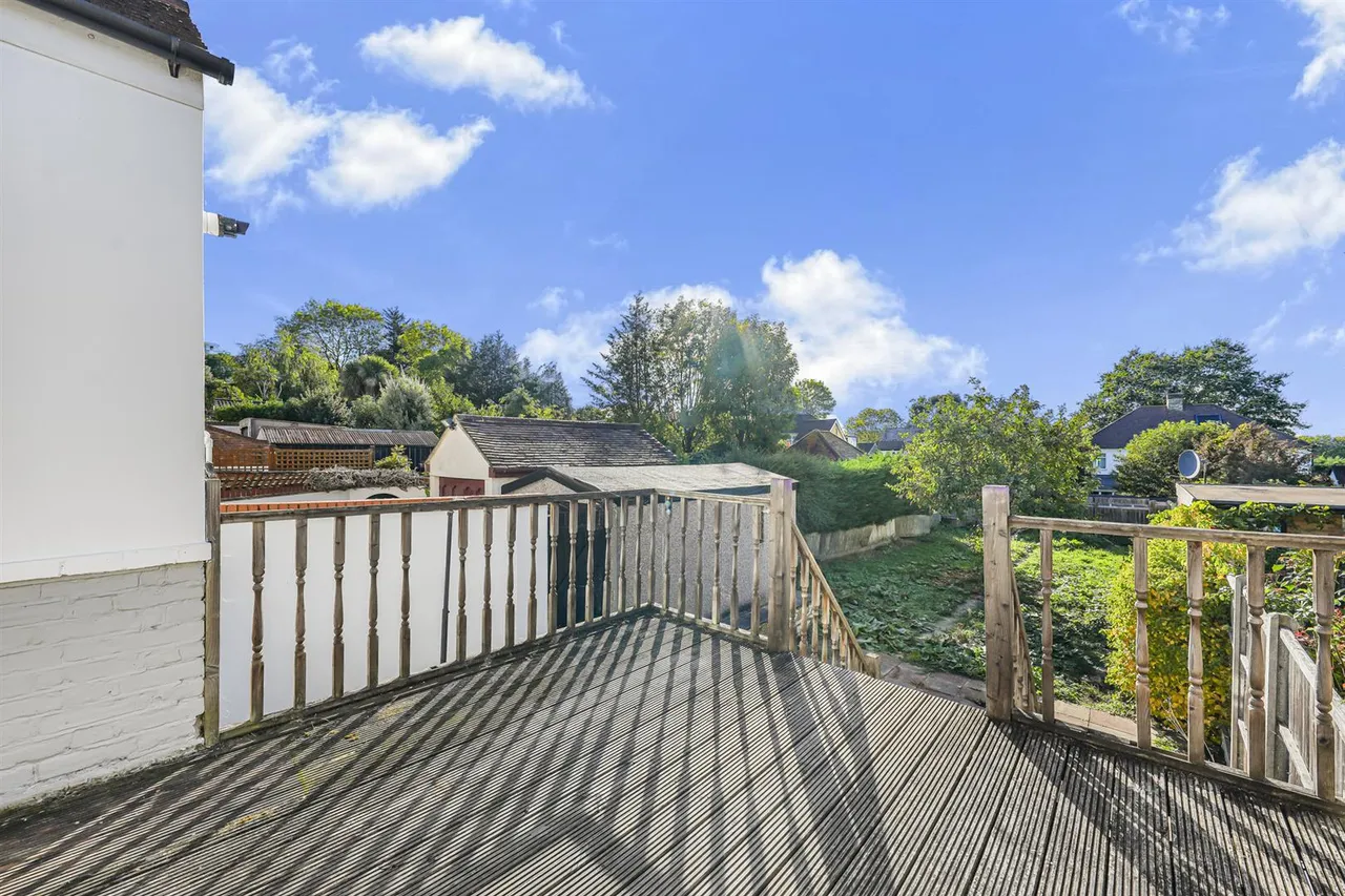 Seymour Road, North Chingford, E4, photo 11