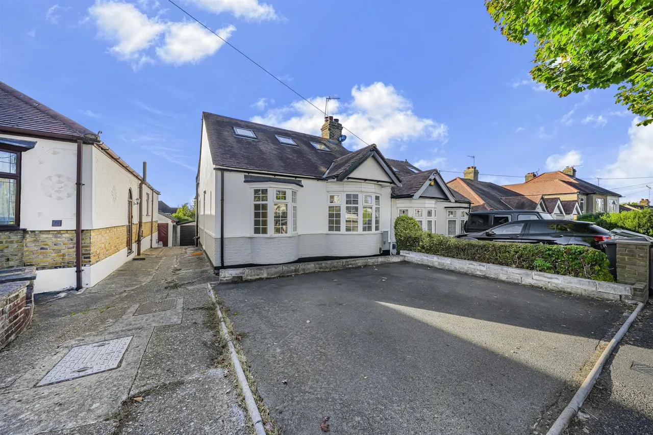 Seymour Road, North Chingford, E4, photo 30