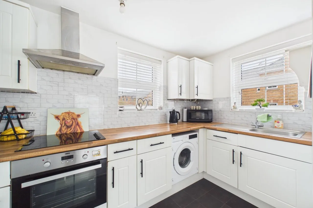 Drakes Avenue, Leighton Buzzard, LU7, photo 3