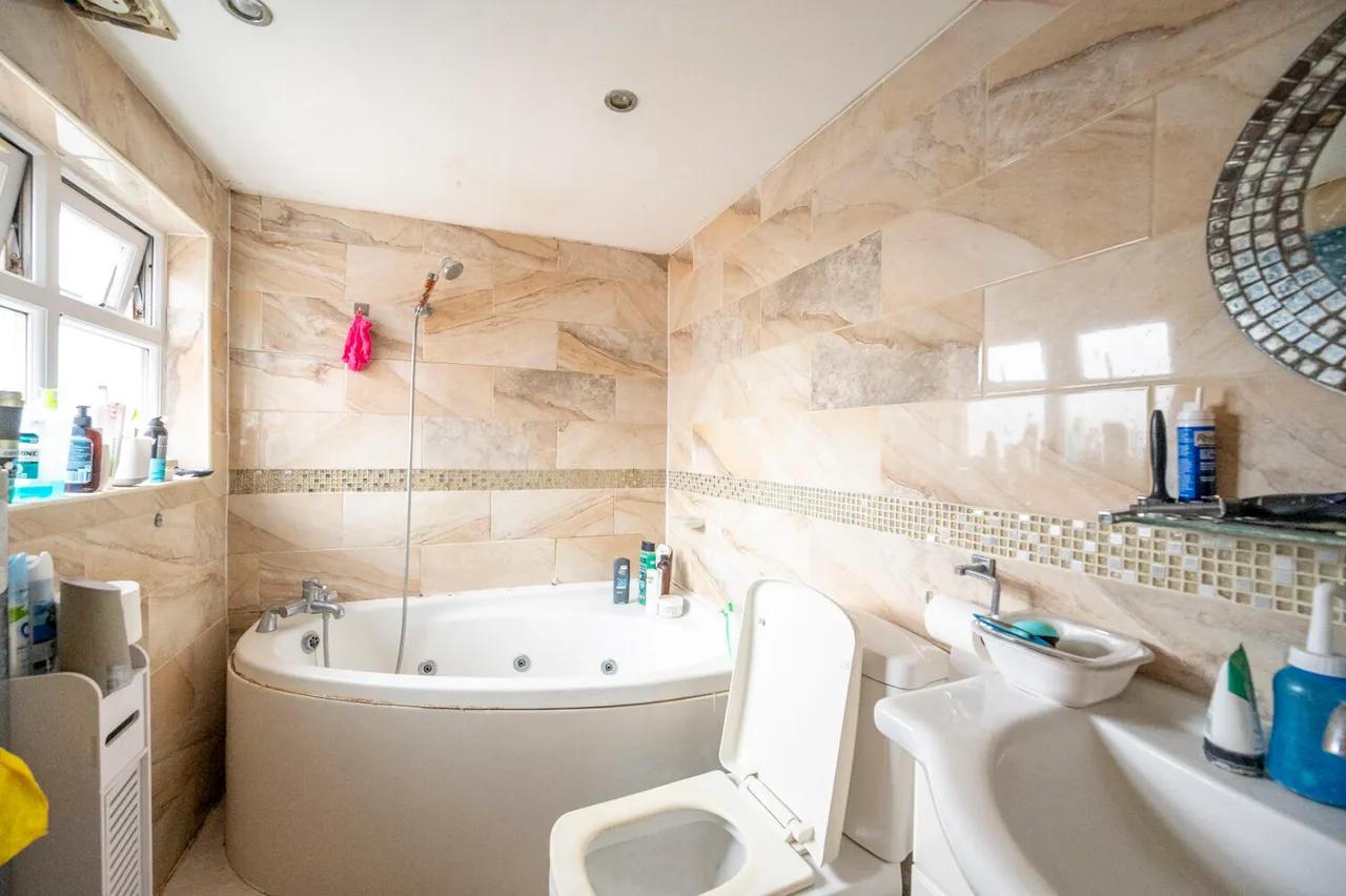107 Belgrave Road, London, photo 5
