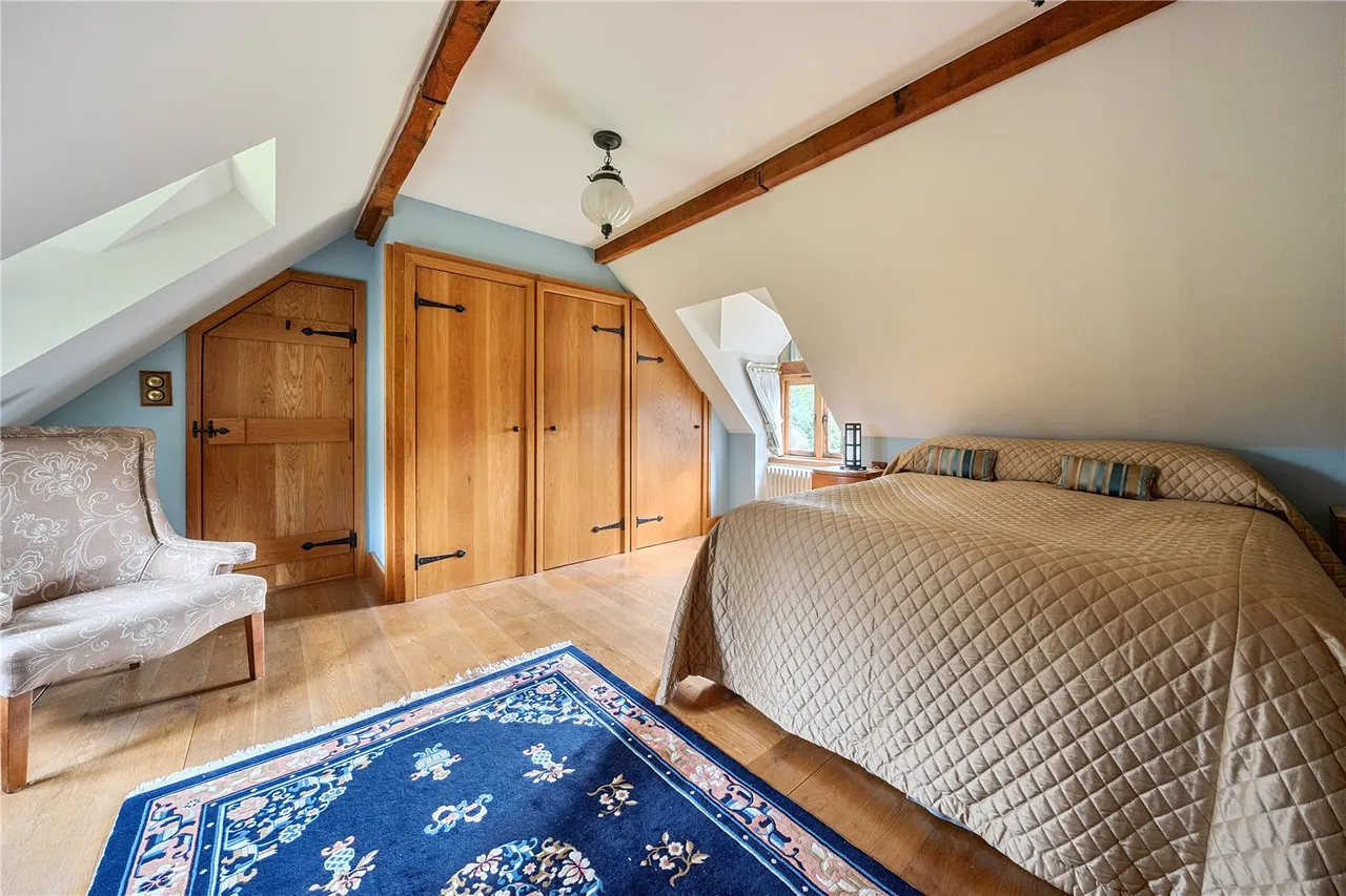 Thatch Cottage, Eversley, Hampshire, RG27 0RP, photo 12
