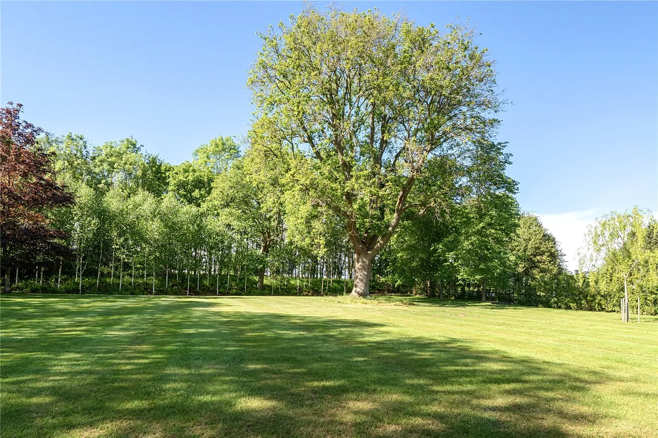 Thatch Cottage, Eversley, Hampshire, RG27 0RP, photo 17