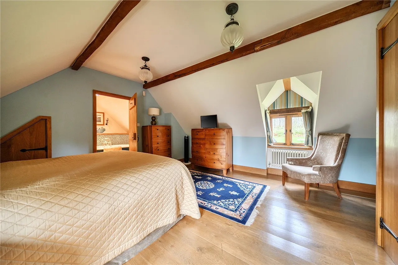 Thatch Cottage, Eversley, Hampshire, RG27 0RP, photo 11