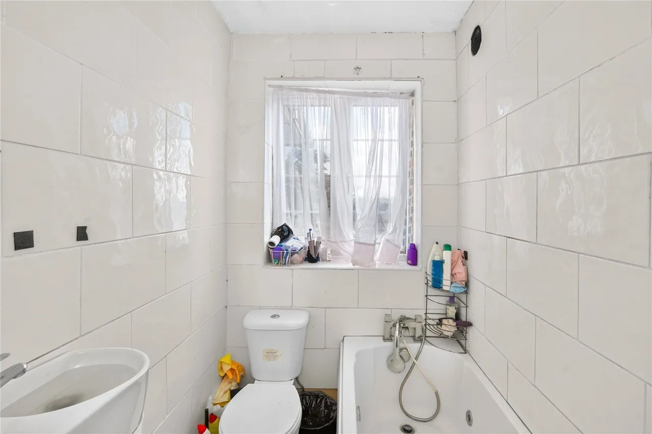 Grants Close, London, NW7, photo 16