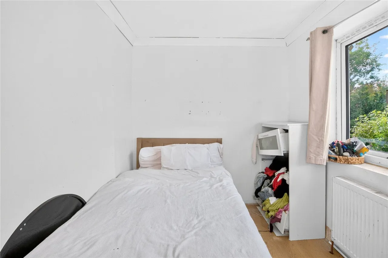 Grants Close, London, NW7, photo 13