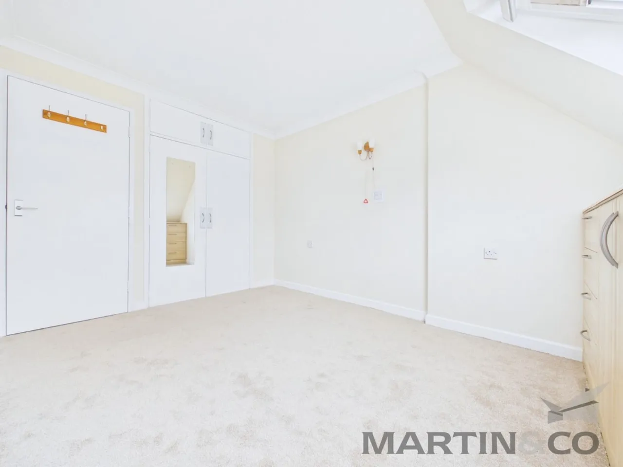 Retirement Flat, Homegrove House, Southsea, photo 6
