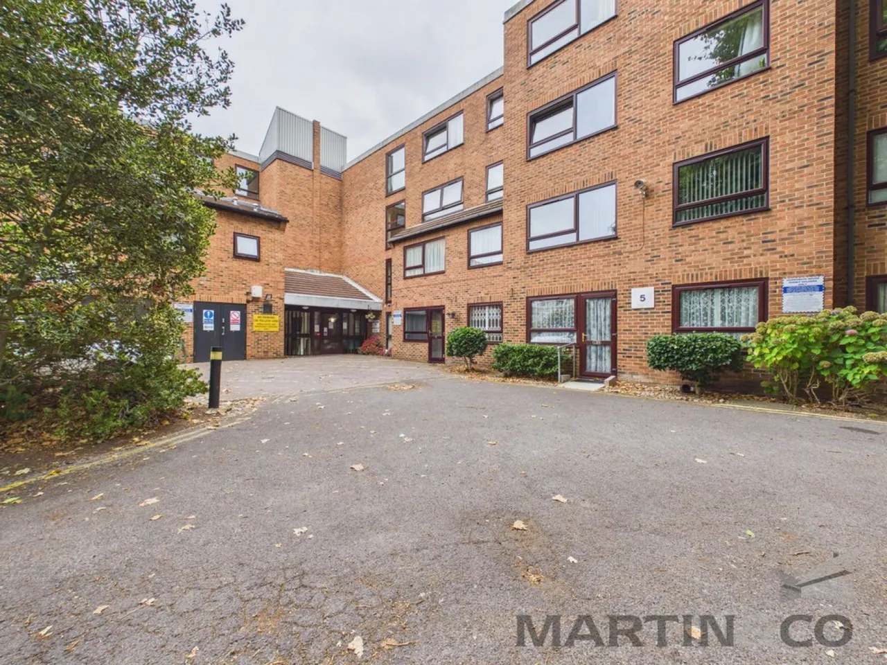 1 bed flat to rent — Retirement Flat, Homegrove House, Southsea