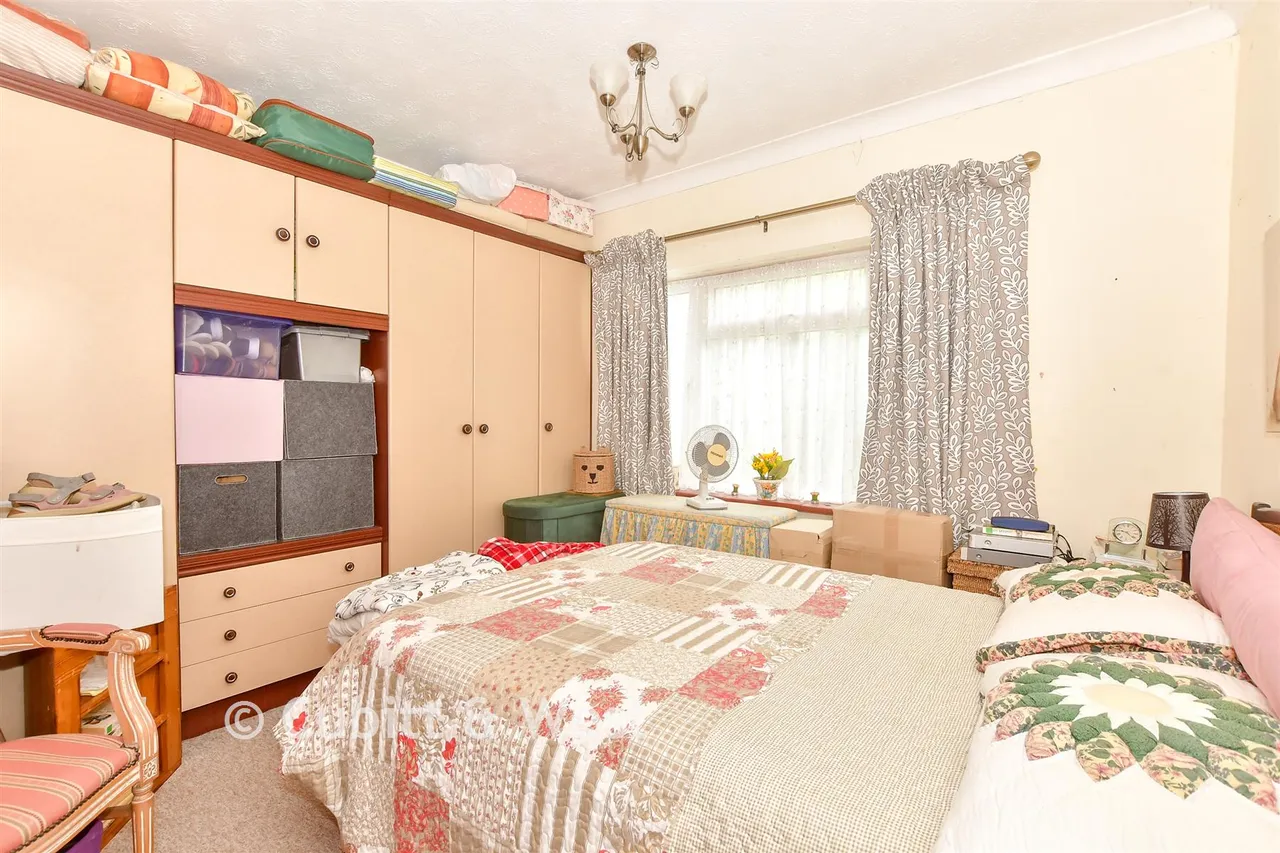 Brooklands Road, Havant, PO9, photo 5