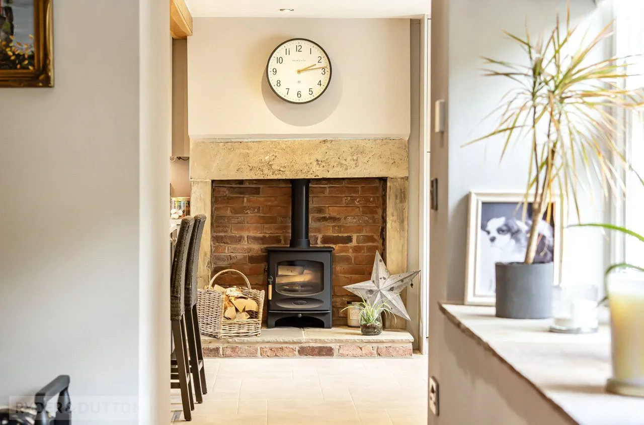 Ward Place, Holmfirth, HD9, photo 9