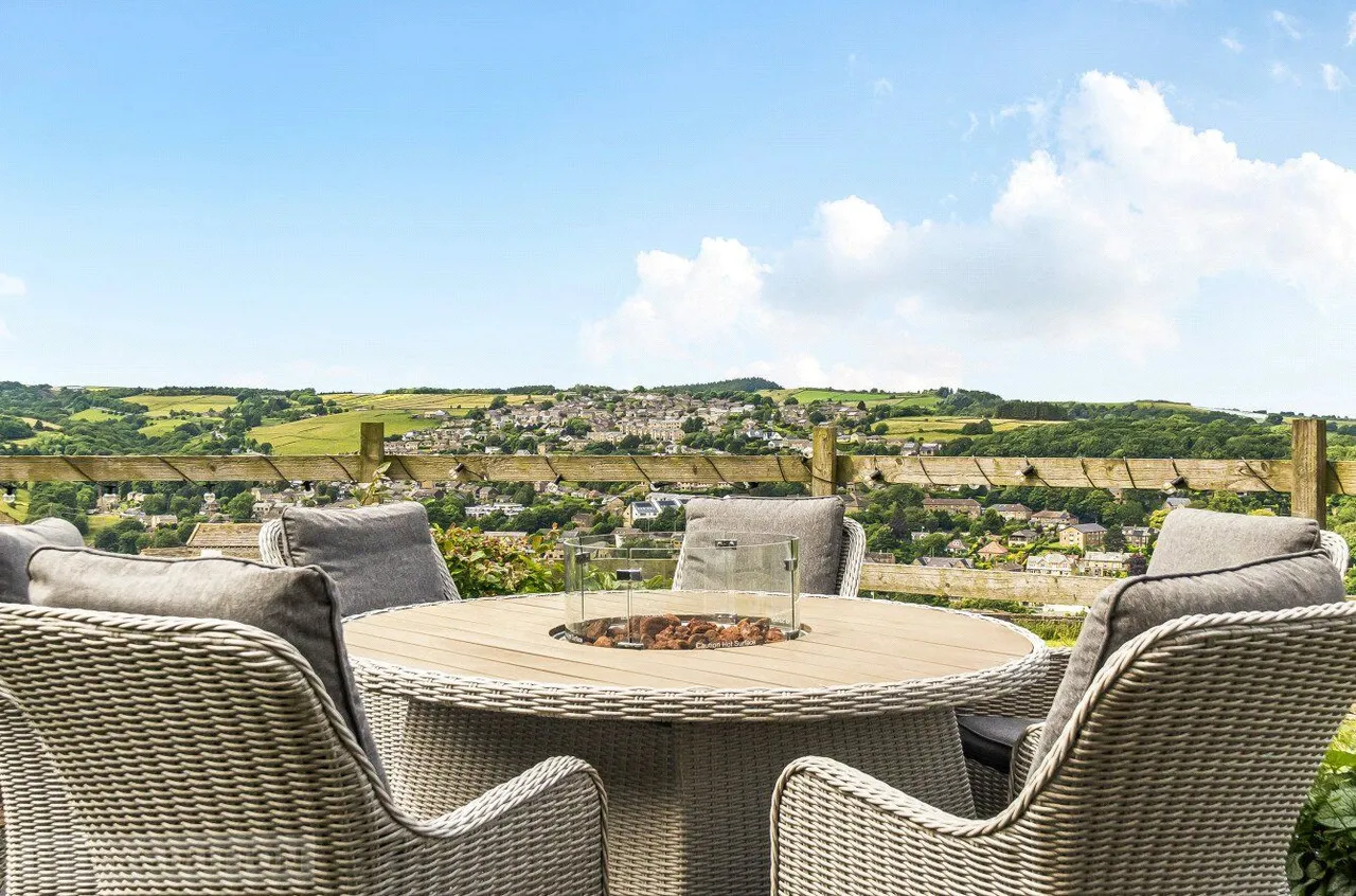 Ward Place, Holmfirth, HD9, photo 23