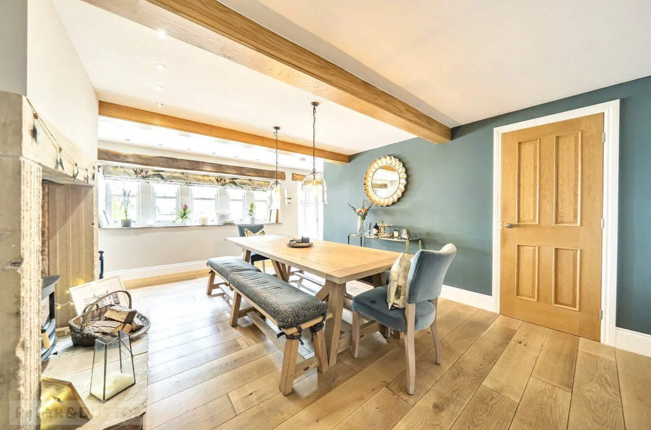 Ward Place, Holmfirth, HD9, photo 11