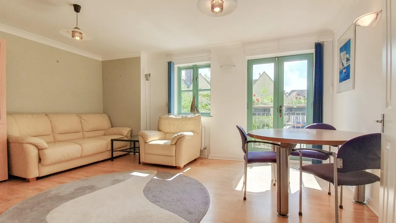 Coopers Court, Hertford, Hertfordshire SG14 1UB, photo 2