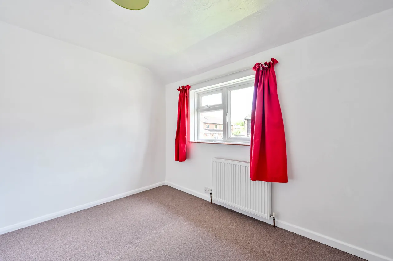 77 Homestall, Guildford, photo 10