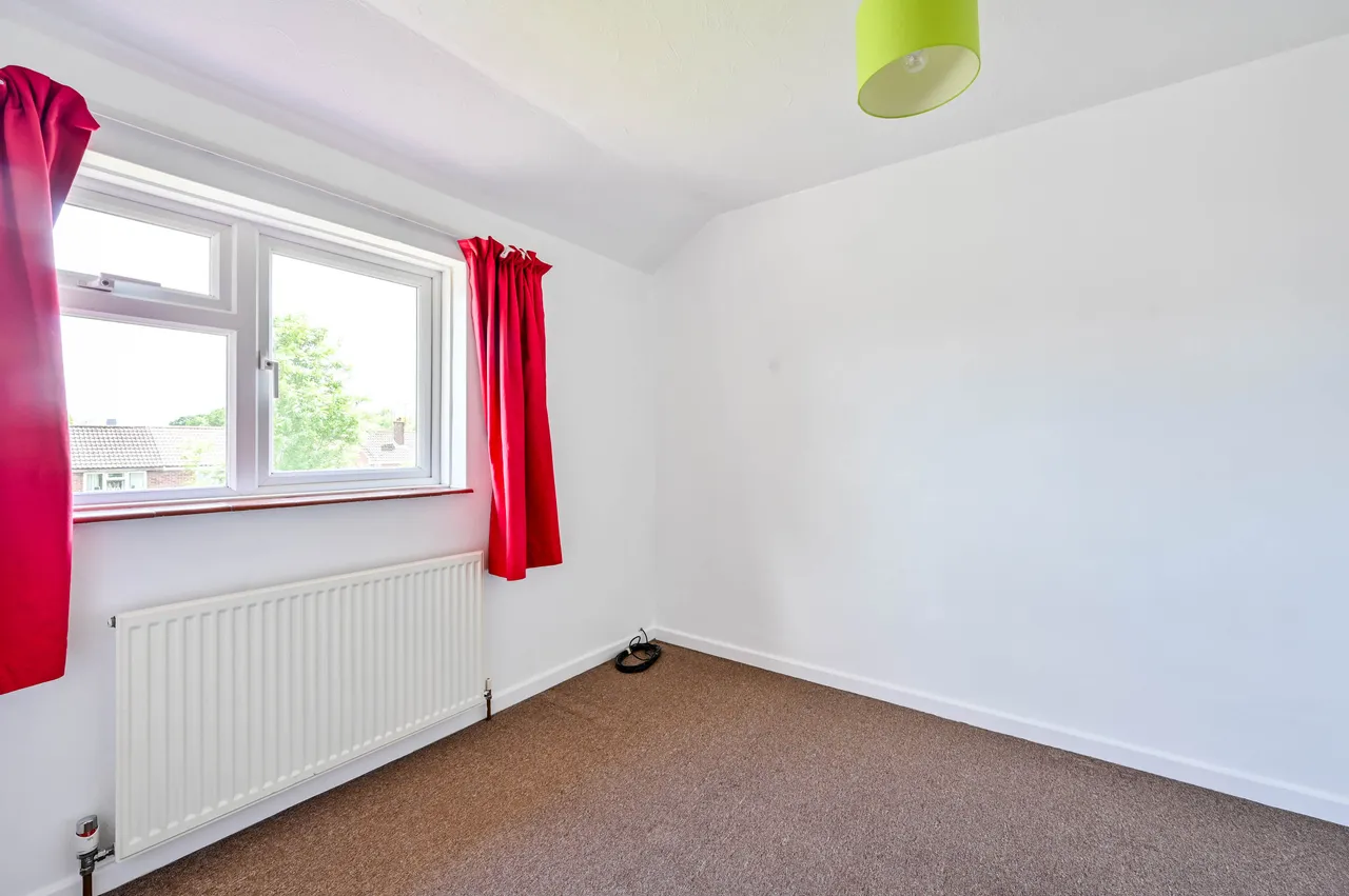 77 Homestall, Guildford, photo 8