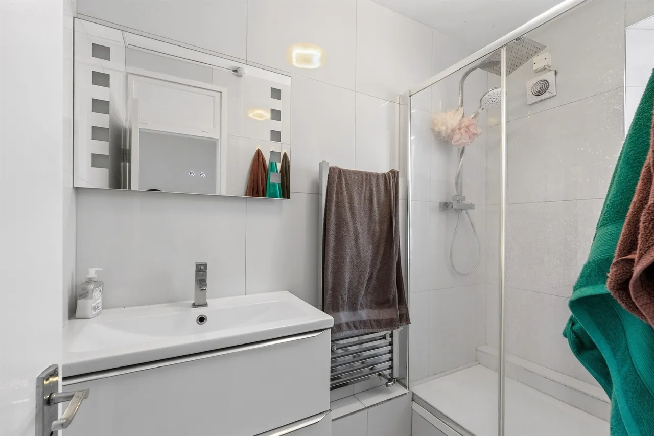 White City Estate, London, W12, photo 14