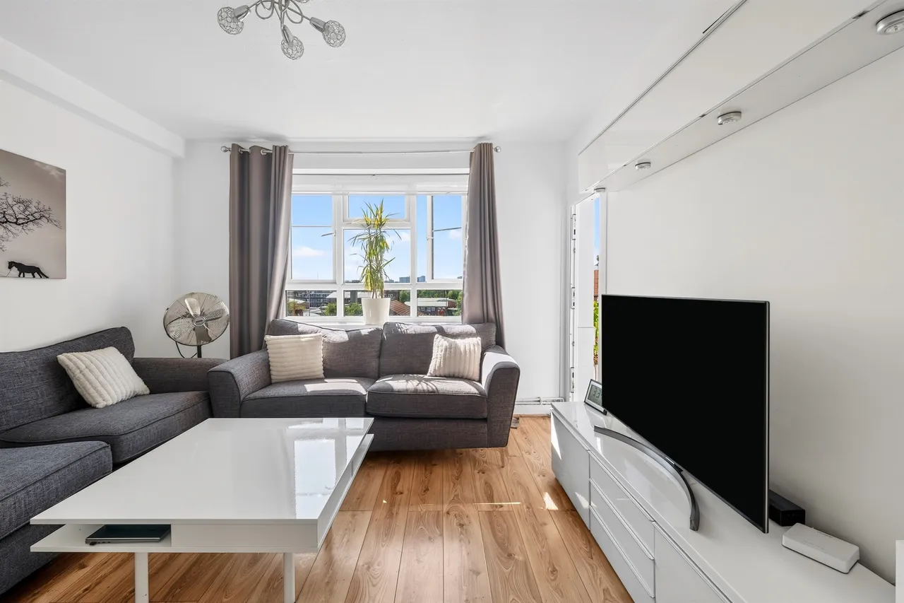 White City Estate, London, W12, photo 13
