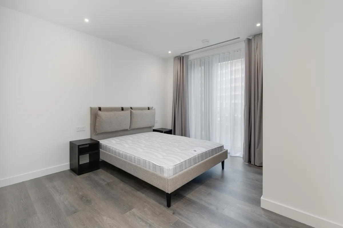 Cherry Park Lane, London, E20, photo 5