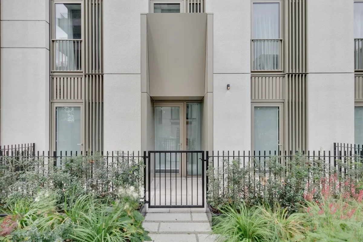 Cherry Park Lane, London, E20, photo 8
