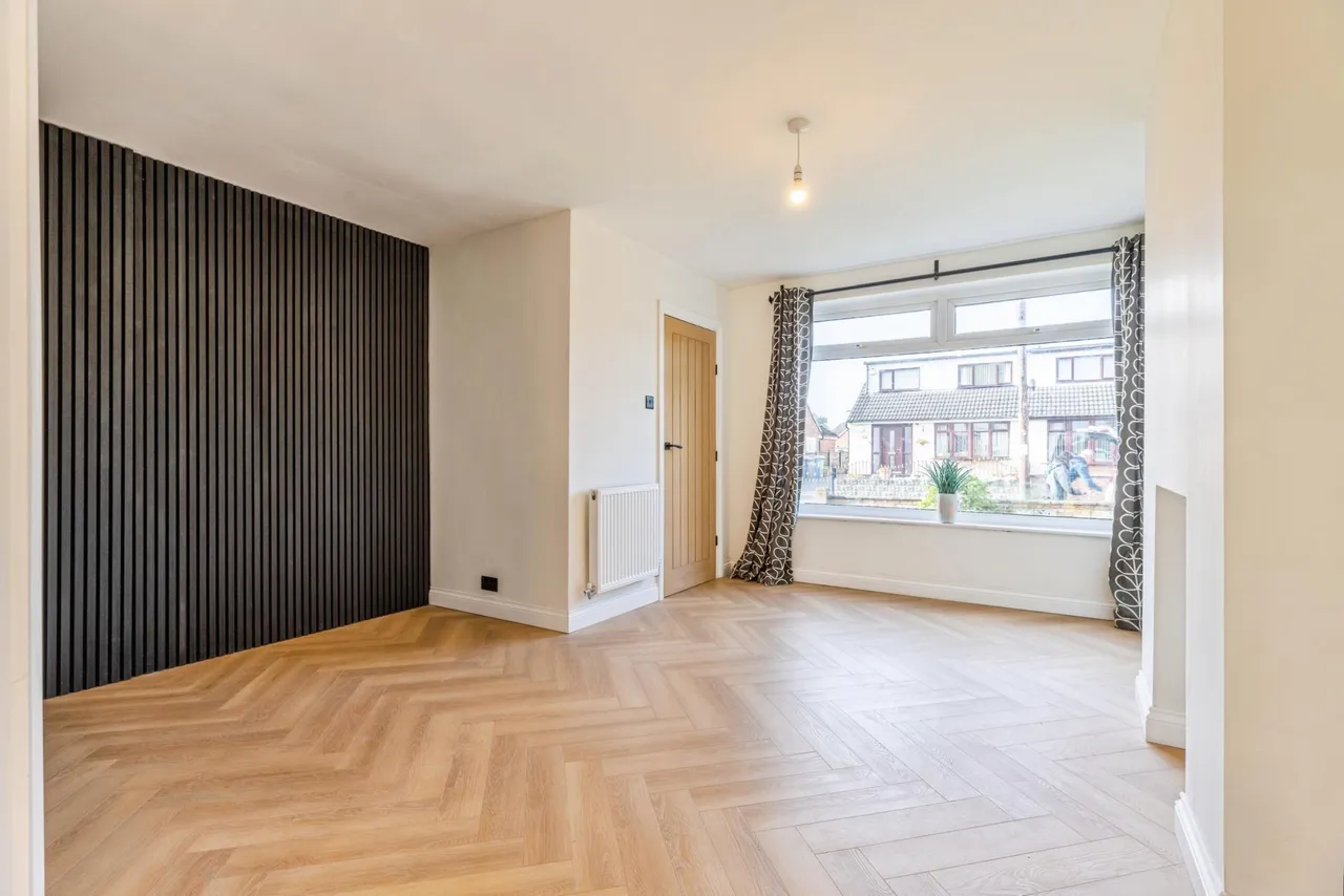 Ringway Avenue, Leigh, WN7, photo 5