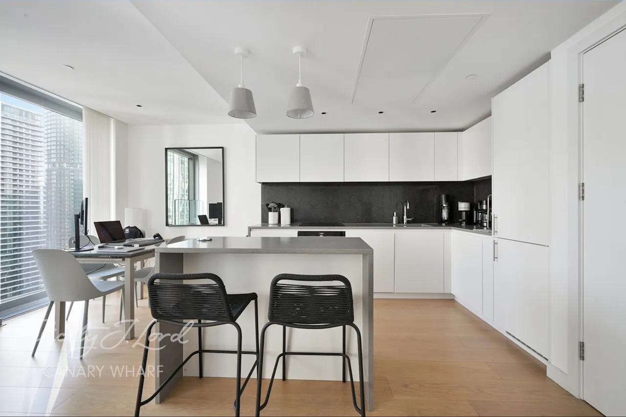 Landmark Pinnacle, Canary Wharf, E14, photo 4