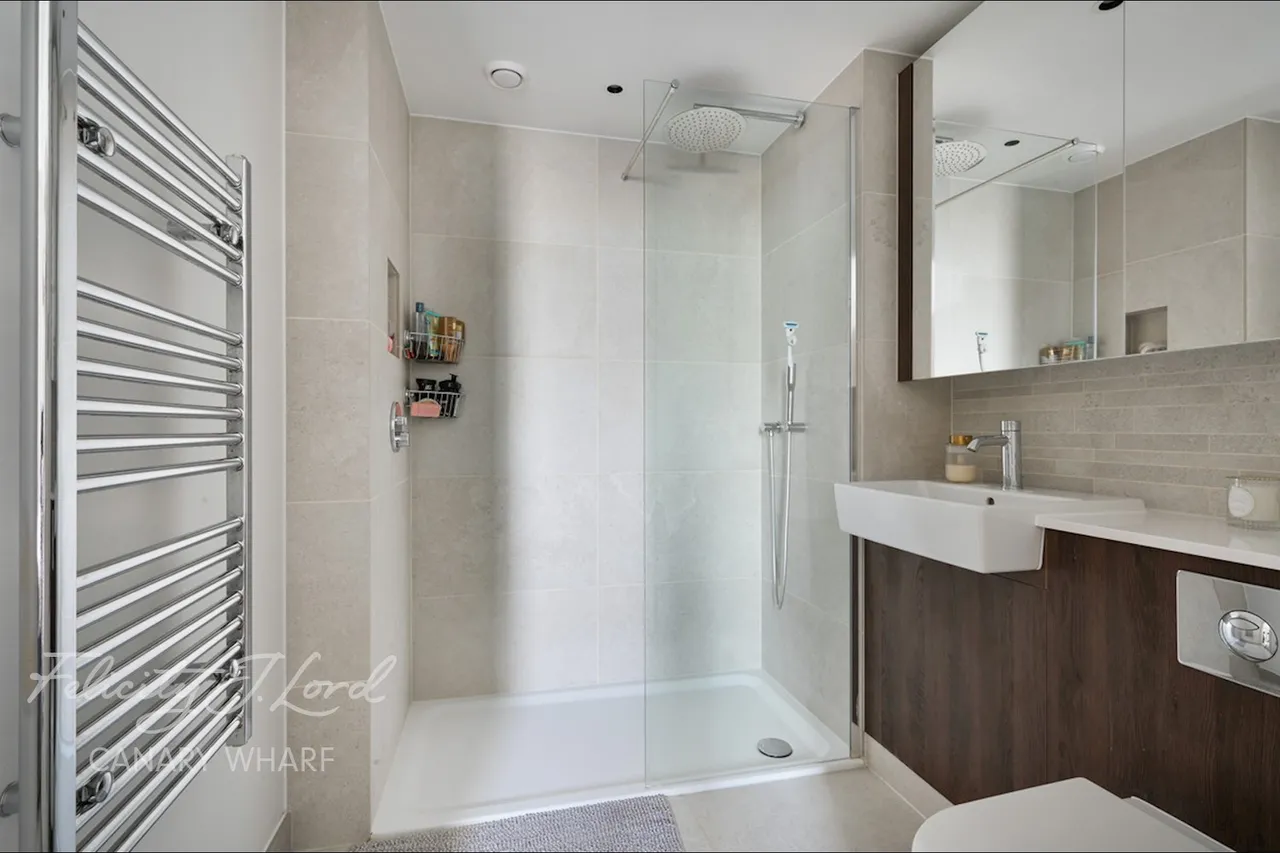 Landmark Pinnacle, Canary Wharf, E14, photo 9